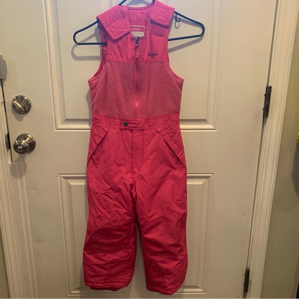 Snozu Pink Jumpsuit Snow Suit Ski Velcro Straps and Insulation Overall Size 6